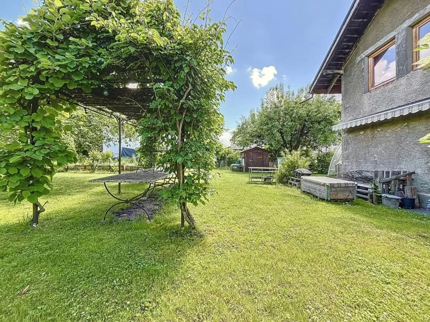 Casa con potenziale di sviluppo in vendita! - Foto 6 di 13