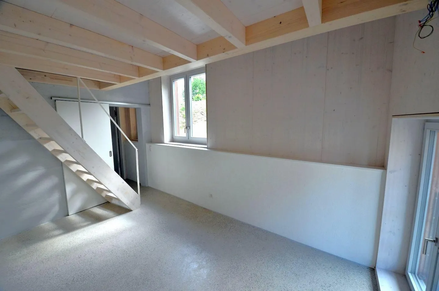 Beaucoup d'espace pour vivre - élégante maison familiale de 5,5 pièces près du village Alls... - Photo 8 sur 13