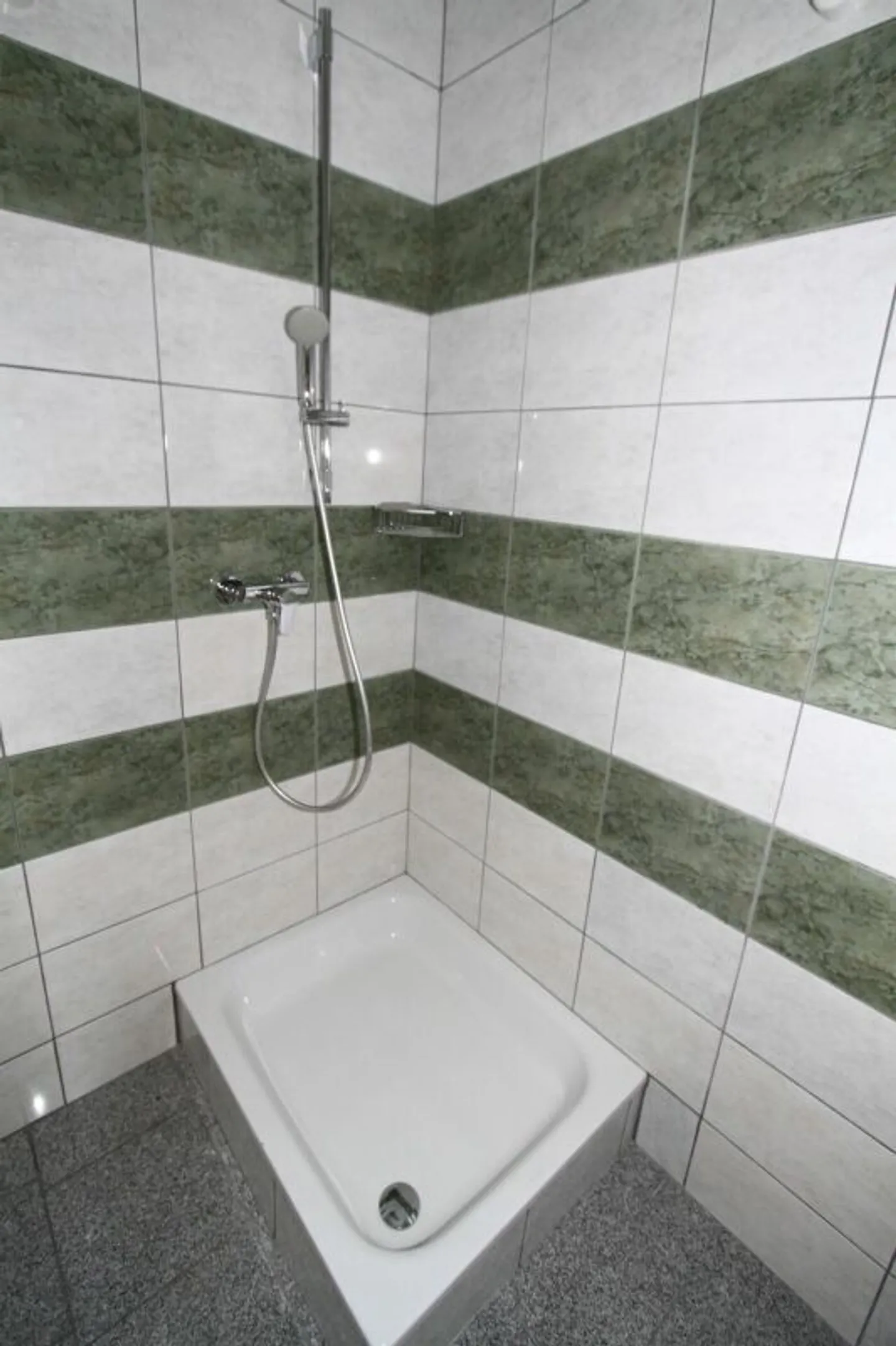 Cozy Duplex with 3.5 Rooms - Photo 10 of 12