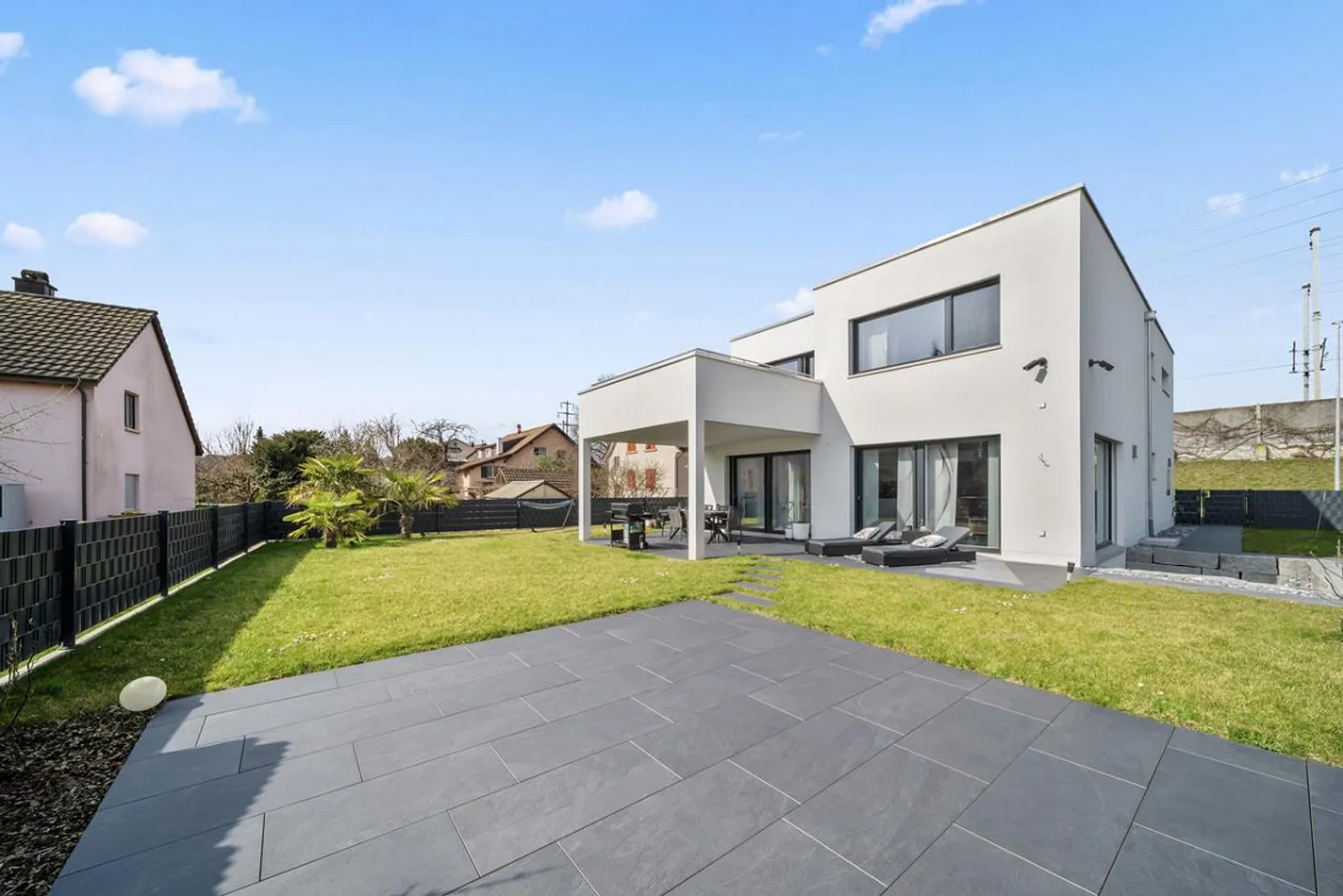 Spacious single-family home with many possibilities in Möhlin - Photo 11 of 12