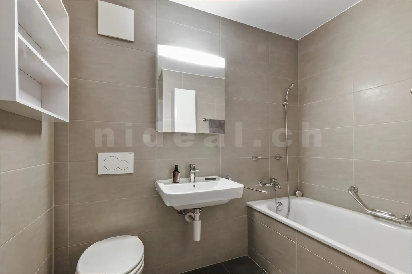 Appartamento luminoso con vista sul Lago di Ginevra! - Foto 10 di 14