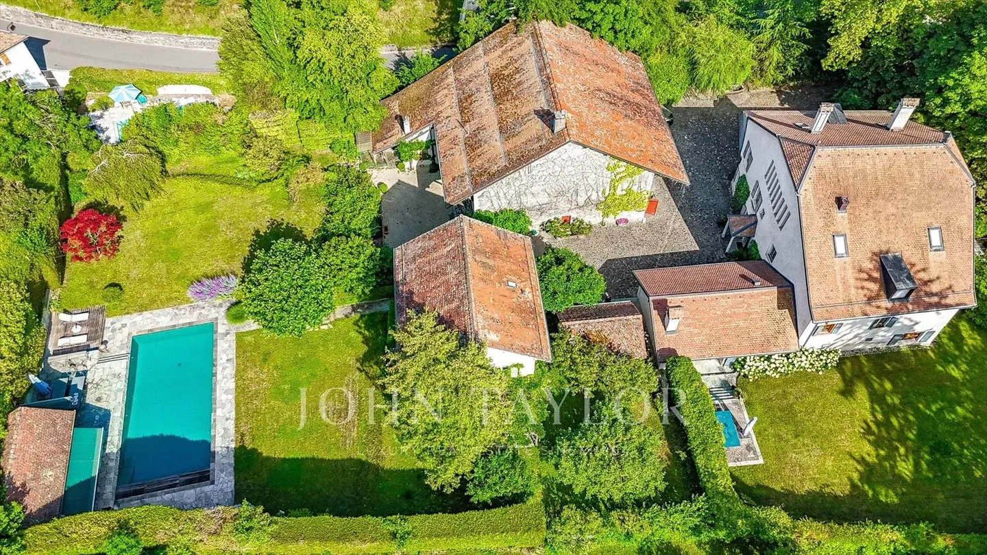 Immobiliare a Commugny: tenuta storica - Foto 3 di 9