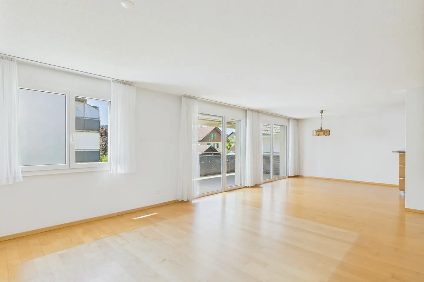 ASSEZ INTELLIGENT - Photo 4 sur 8