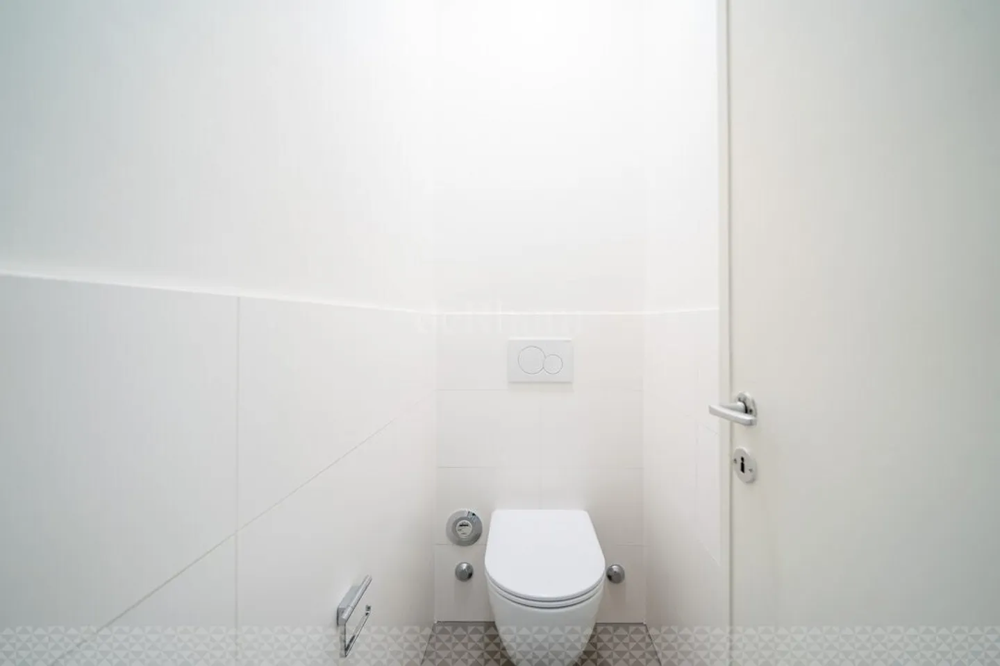 Magnificent 4.5-room apartment completely renovated - Photo 8 of 8