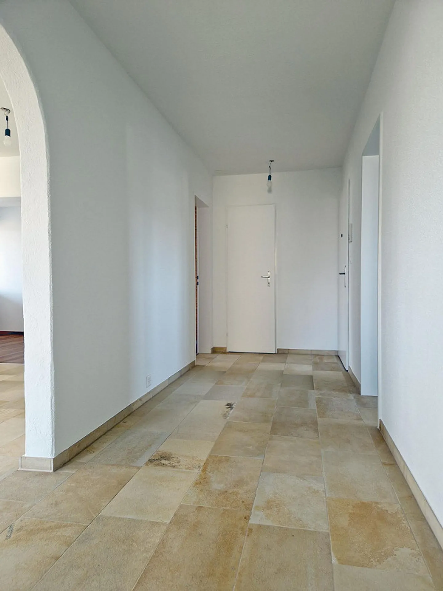 Appartement lumineux avec vue imprenable - Photo 2 sur 15