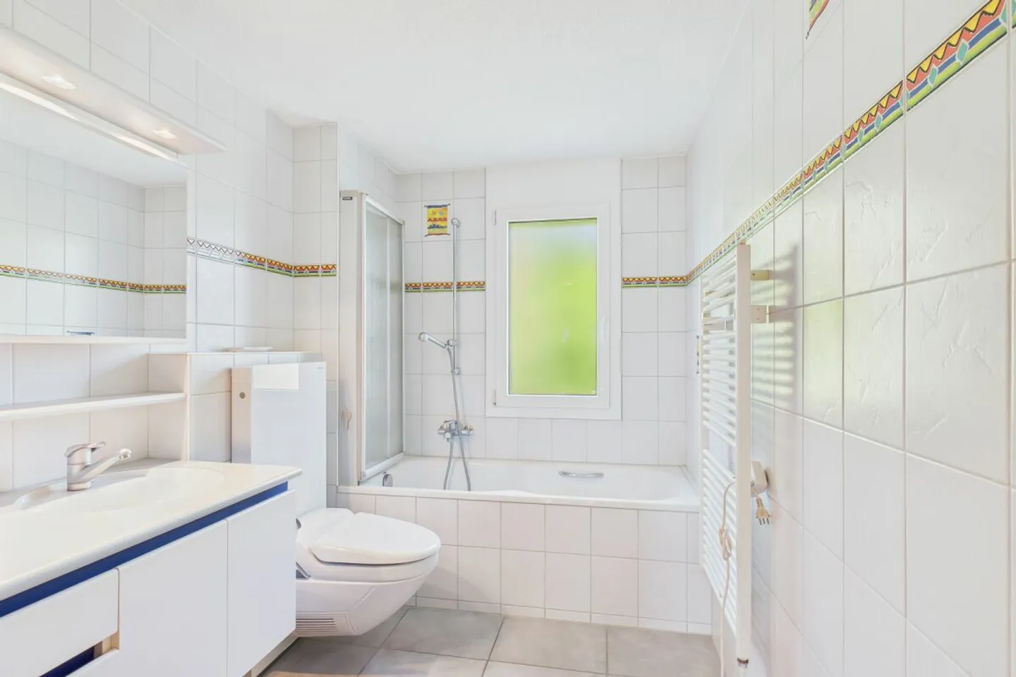 ASSEZ INTELLIGENT - Photo 5 sur 8