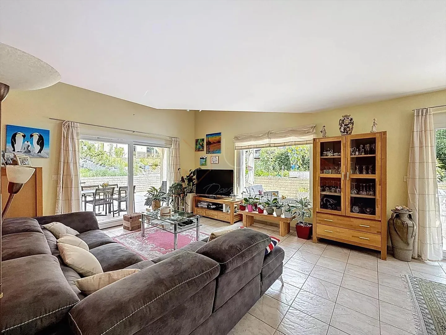 Casa ad Aproz: Opportunità rara con grande terrazza e terreno di 1.200 m² - Foto 7 di 13