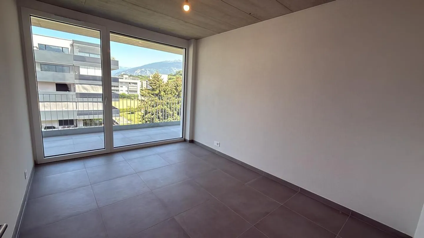 Magnificent penthouse with 4.5 rooms and large balcony - Photo 6 of 12