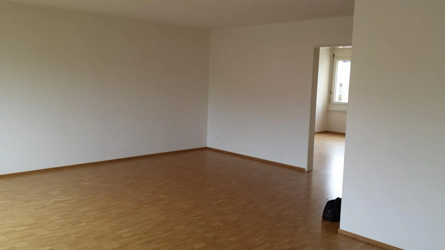 Helle 2.5-Zimmer Wohnung - Foto 8 von 12