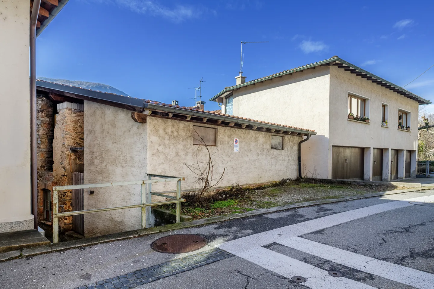 Progetto immobiliare con due unità nel cuore di Purasca - Foto 2 di 11