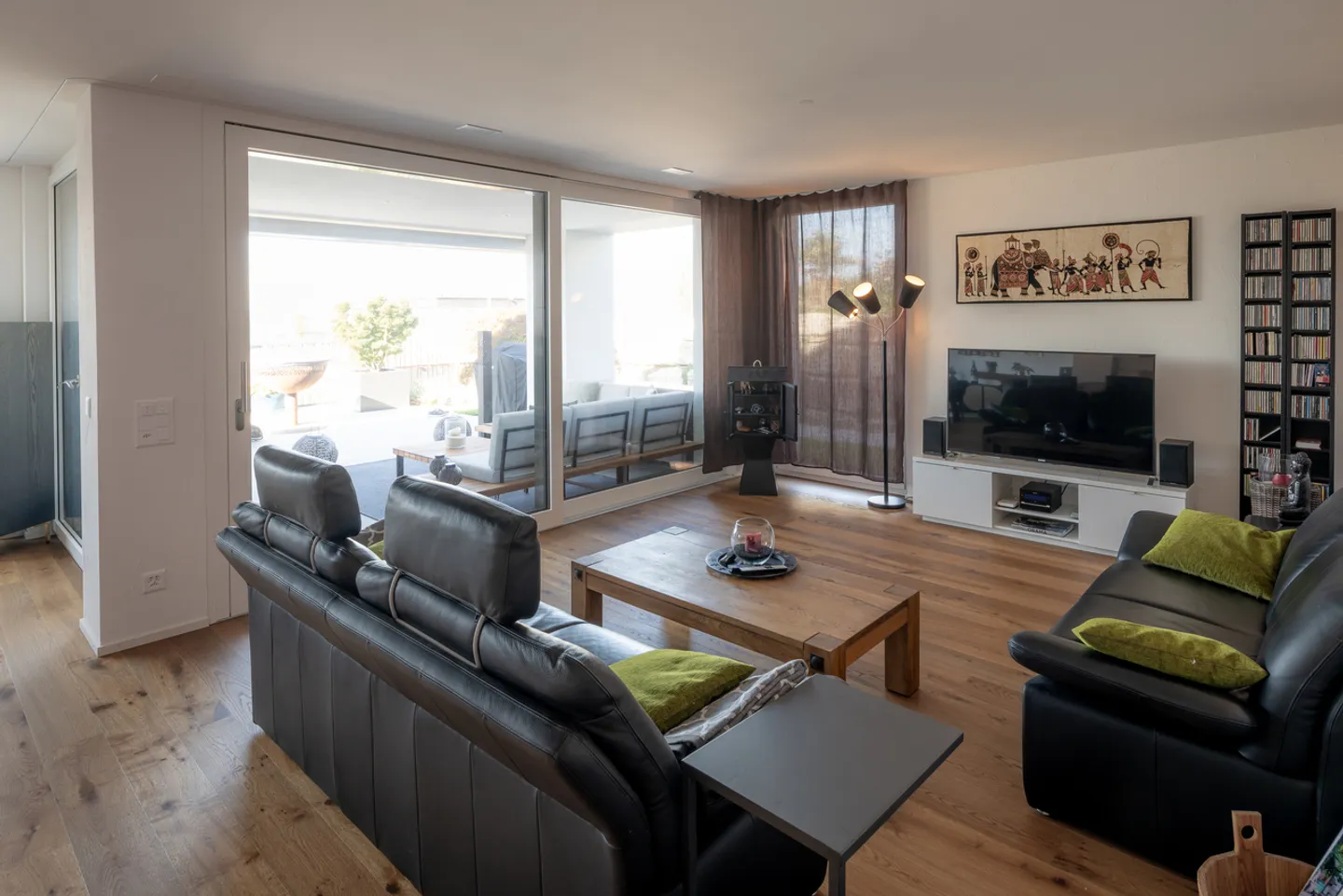 Wunderschöne 4 1/2 Zimmer-Terrassenwohnung mit grandioser Aussicht! - Foto 3 von 21