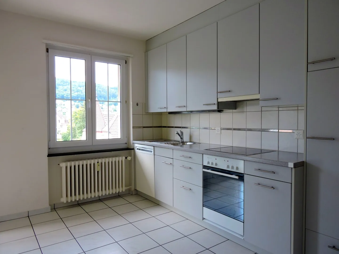 Bright apartment with two balconies - Photo 6 of 11