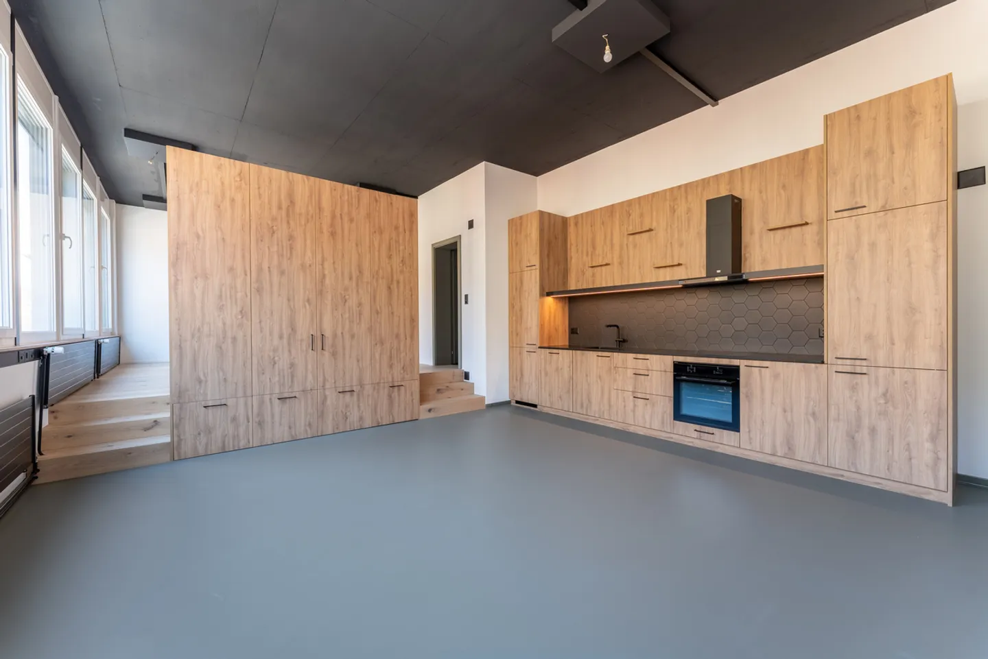 Loft 1 stanza - Foto 1 di 7