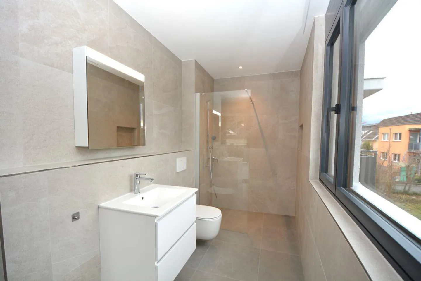 Modernes Apartment in Familiengegend - Foto 5 von 10