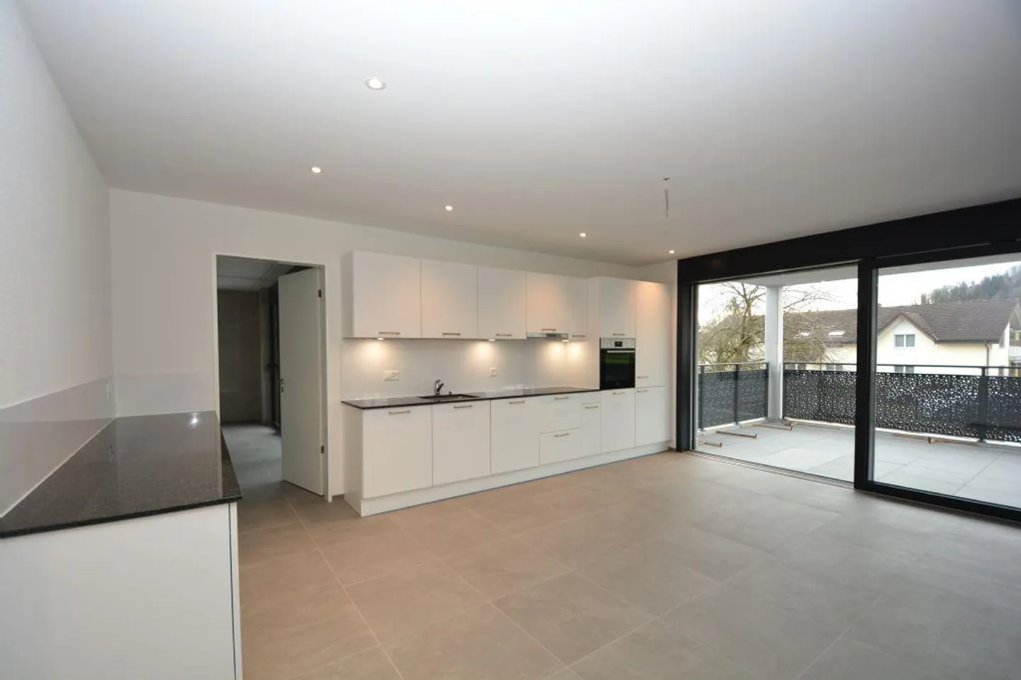 Modernes Apartment in Familiengegend - Foto 3 von 10