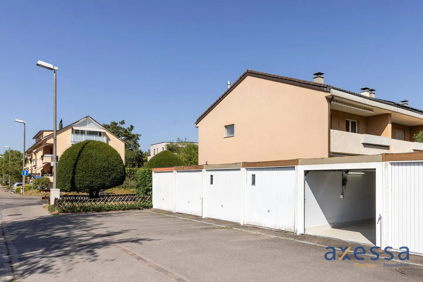 5-Zimmer-Reiheneckhaus mit Garten in Reinach BL - Foto 8 von 8