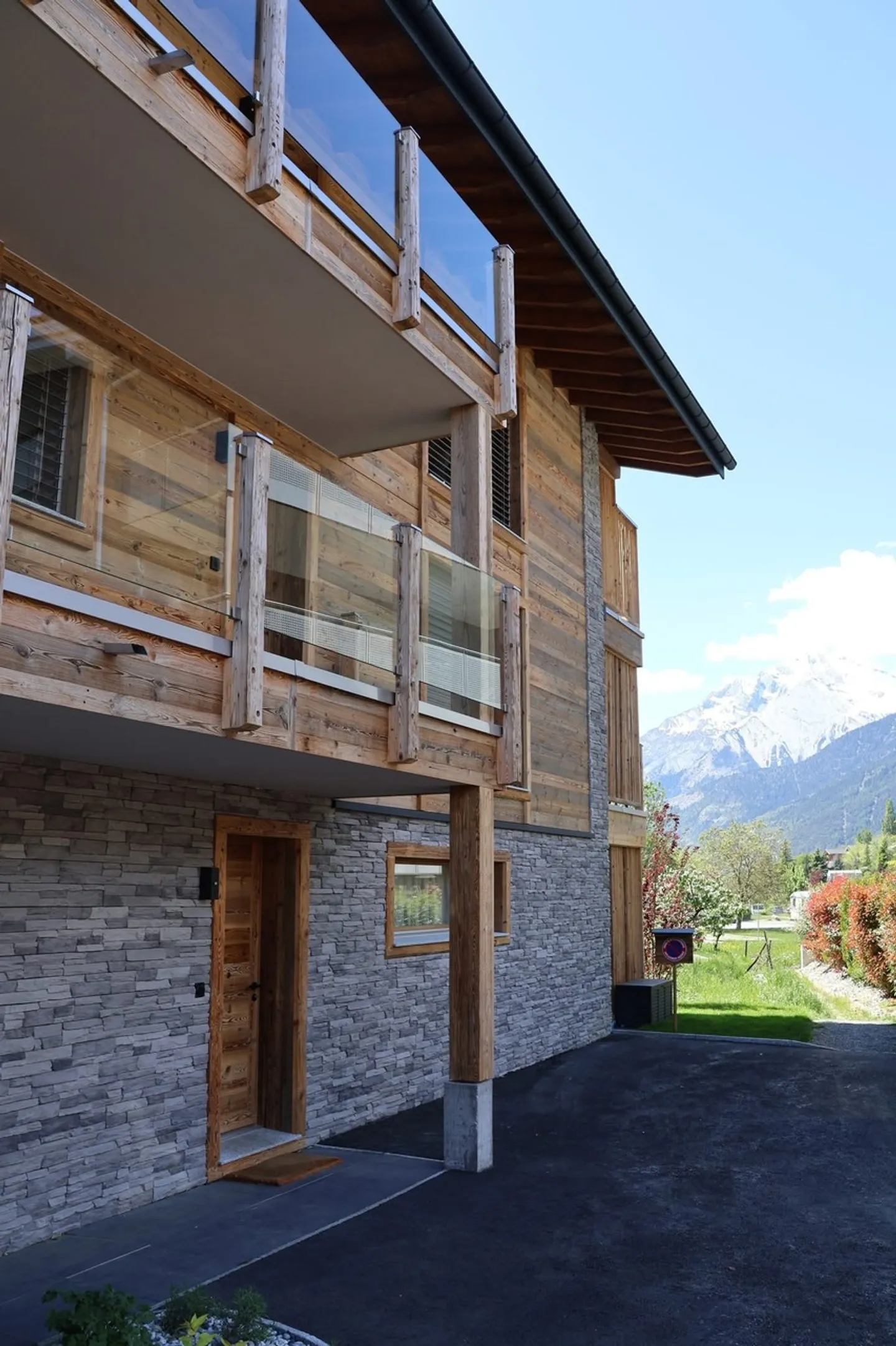 Luxuriöse Attikawohnung mit Aussicht - Foto 5 von 8