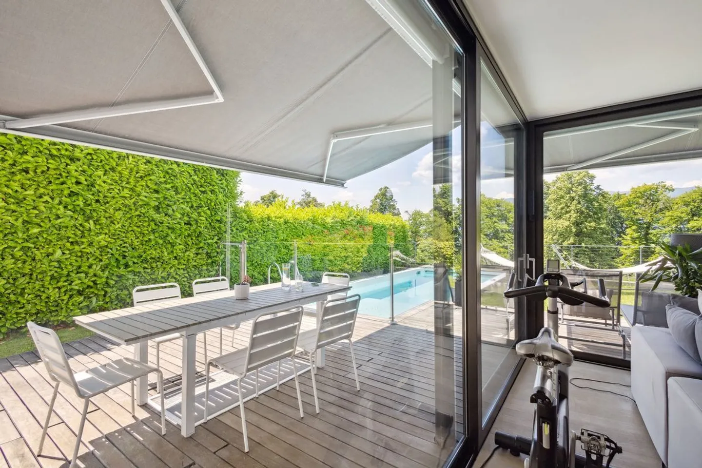 Design & Comfort with pool in Cureggia - Photo 2 of 10