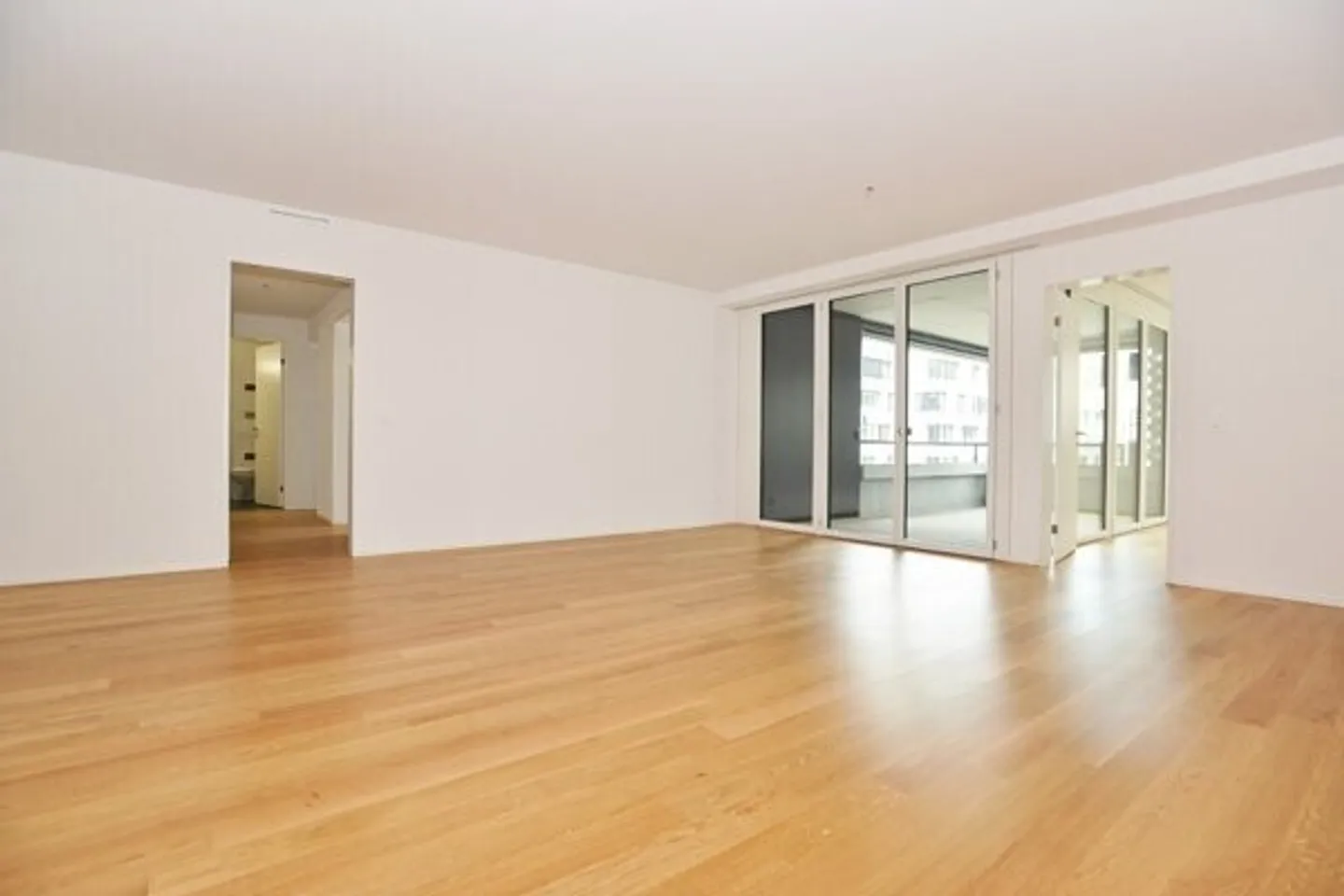 Your new feel-good oasis - Photo 2 of 6