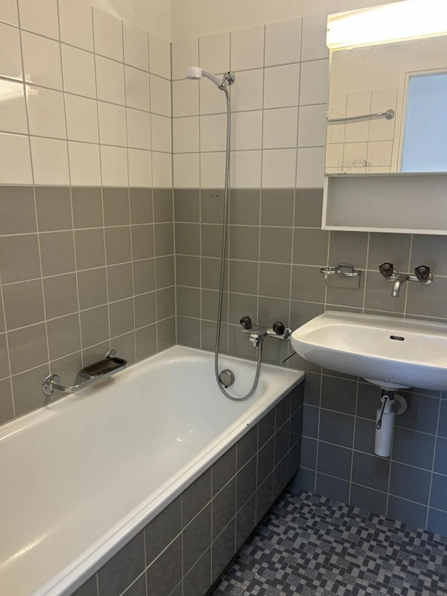 3.5 Room Apartment in Embrach - Photo 8 of 8