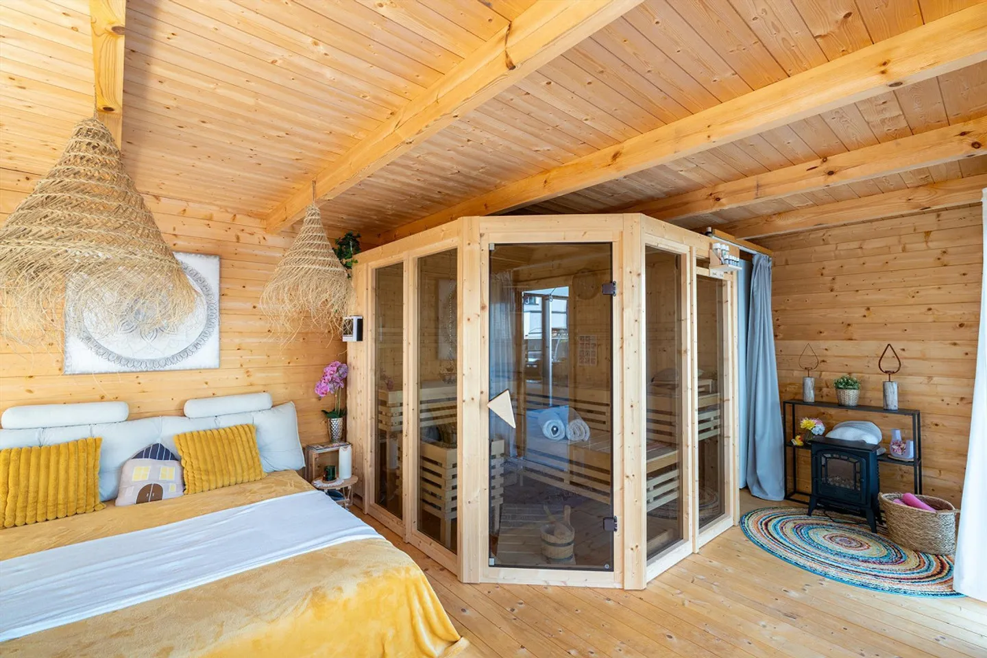 Luxuriöses Einfamilienhaus mit privater Garten-Oase - Foto 4 von 23