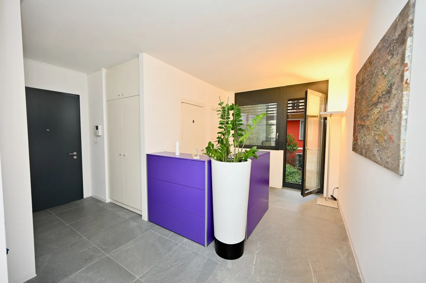 Elegant Apartment in City Center - Photo 13 of 18