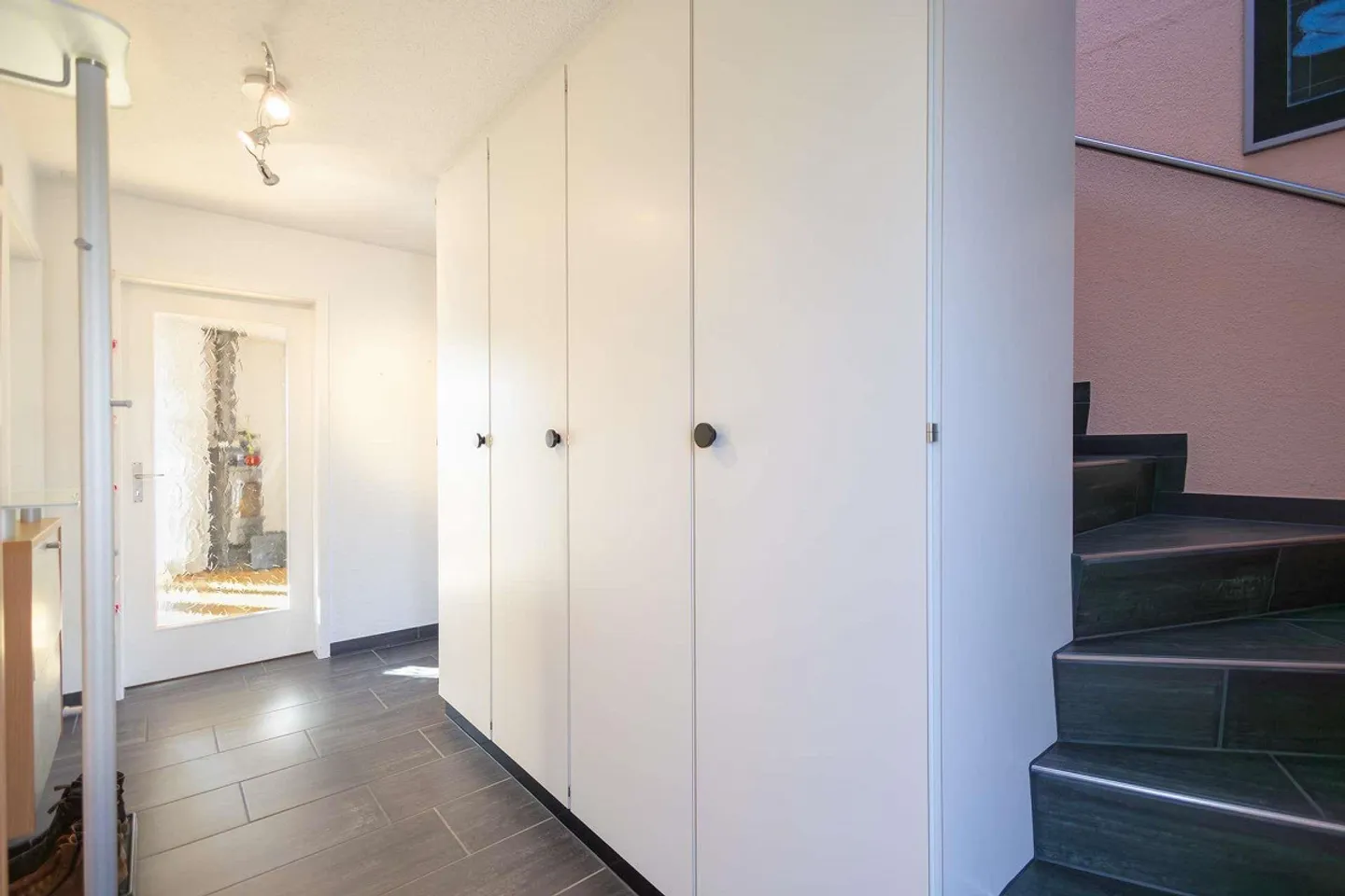 Casa unifamiliare indipendente di 5,5 stanze a Nürensdorf - La tua casa... - Foto 3 di 13