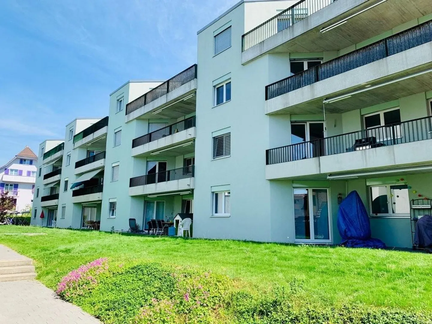 Your Family Happiness - Attractive Apartment Close to the City - Photo 1 of 11