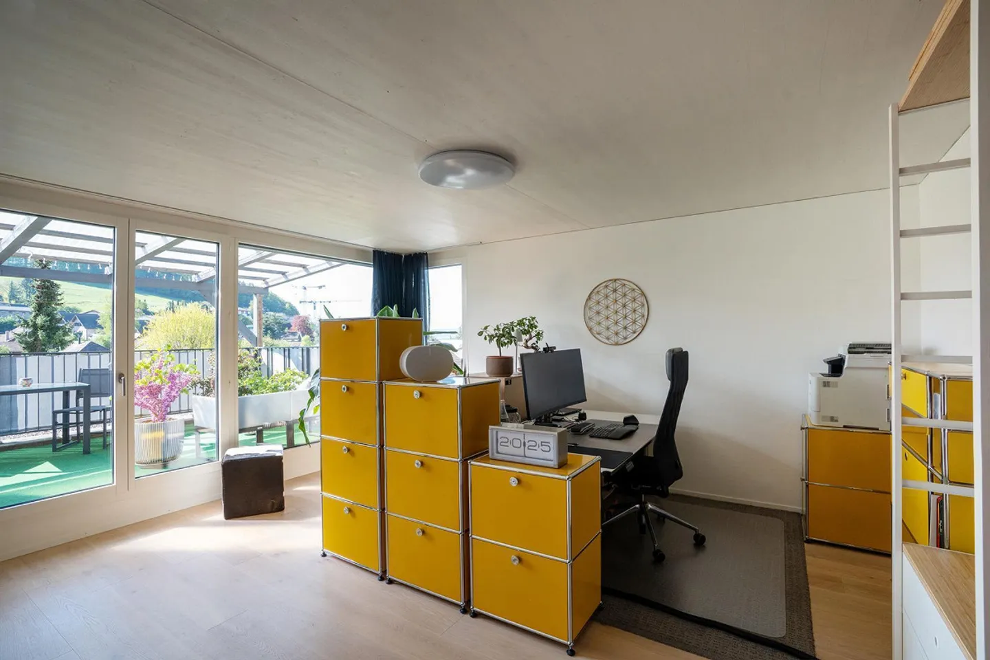 Luxuriöses Einfamilienhaus mit privater Garten-Oase - Foto 19 von 23