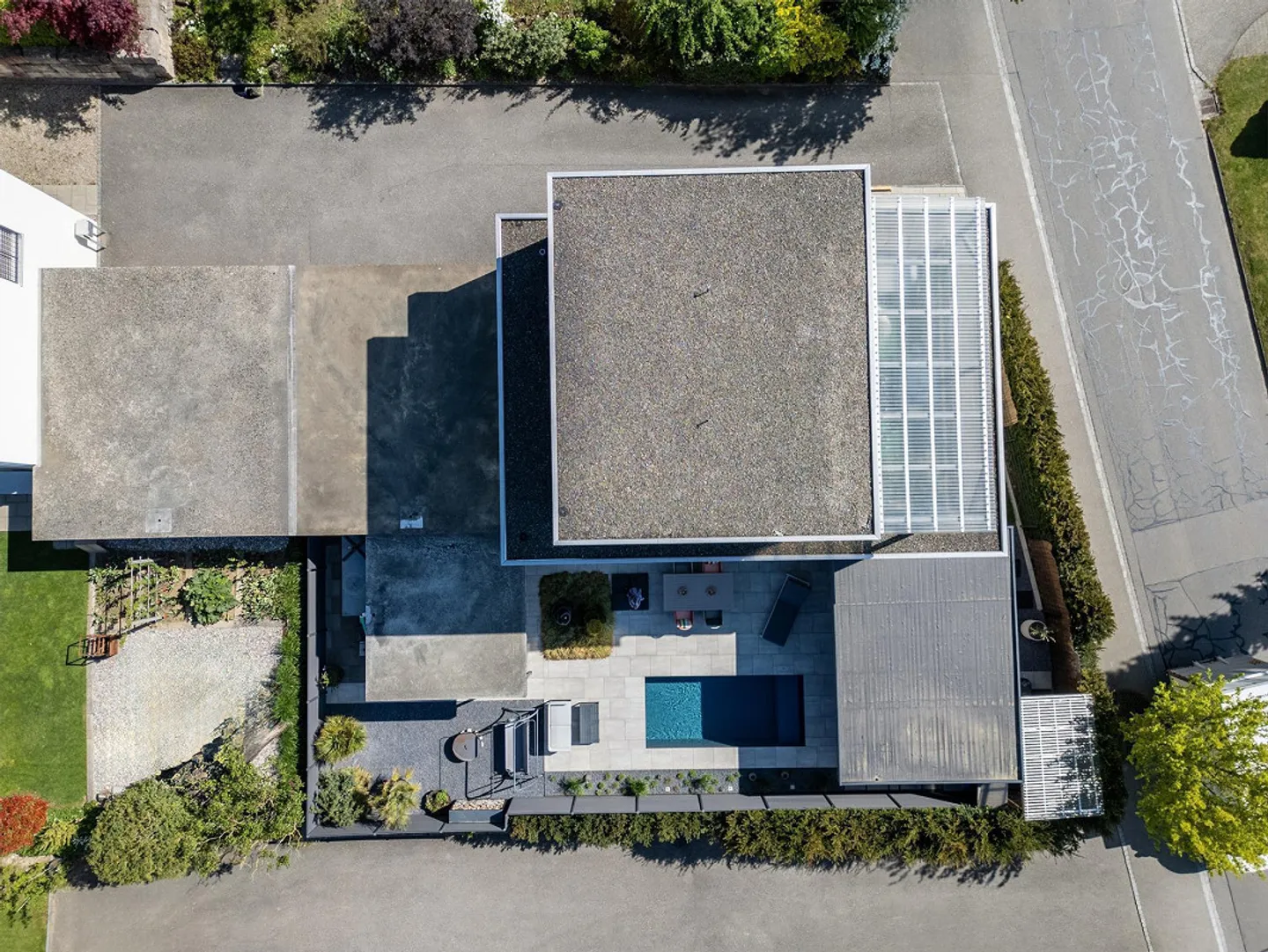 Luxuriöses Einfamilienhaus mit privater Garten-Oase - Foto 22 von 23