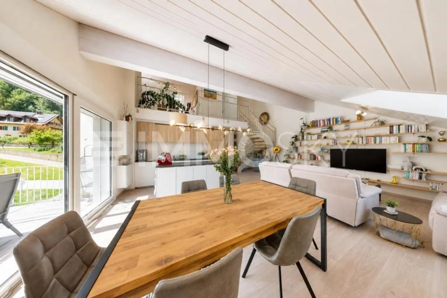 Appartement Duplex Moderne près de la Forêt - Photo 3 sur 5