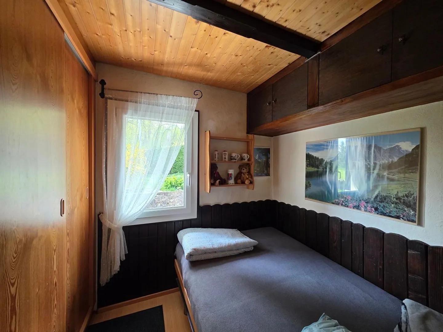Due chalet situati su un ampio appezzamento soleggiato - Foto 6 di 8