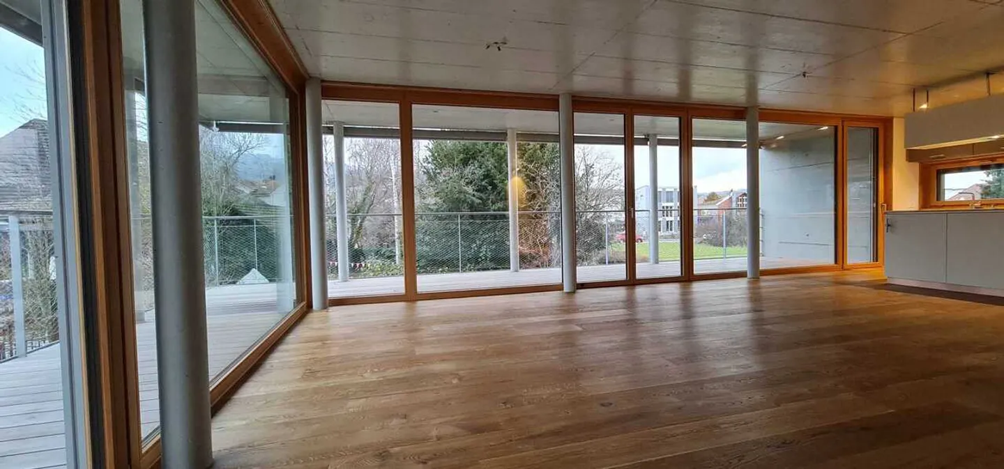 Appartement lumineux 3.5 pièces avec terrasse - Photo 2 sur 10