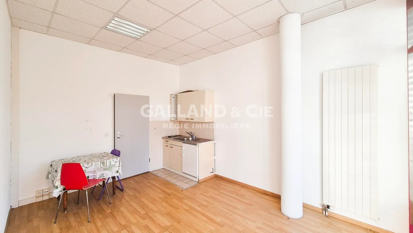 Große Verkaufsfläche sofort verfügbar - Foto 4 von 6