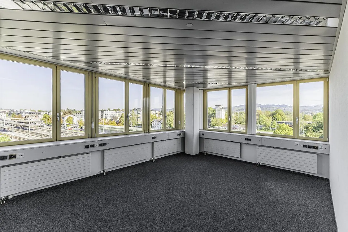 Limitato - Ufficio / Studio in Guyer-Zeller-Strasse 6 a Wetzikon - Foto 4 di 4