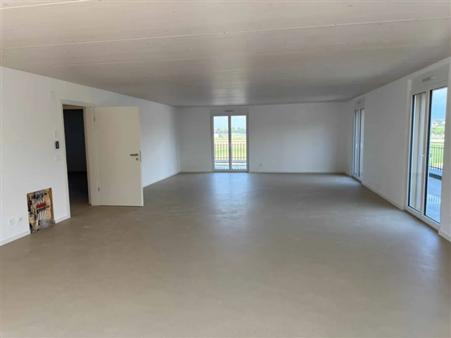 Bureau de 245m2 divisible - Photo 2 sur 5