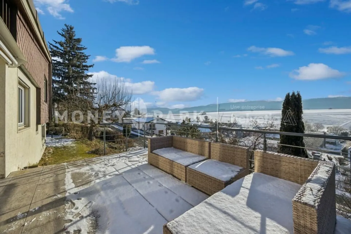 Einfamilienhaus mit 5,5 Zimmern und herrlichem Blick - Foto 12 von 13