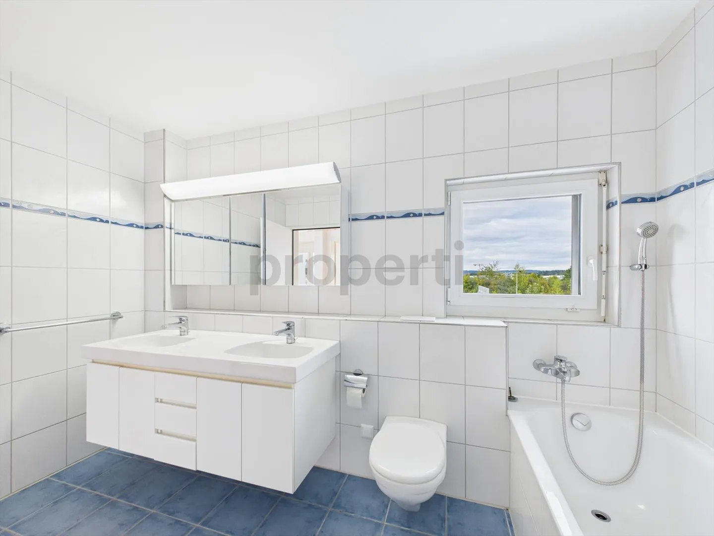 Appartamento elegante di 3,5 locali in posizione ricercata a Zurigo - Foto 9 di 12