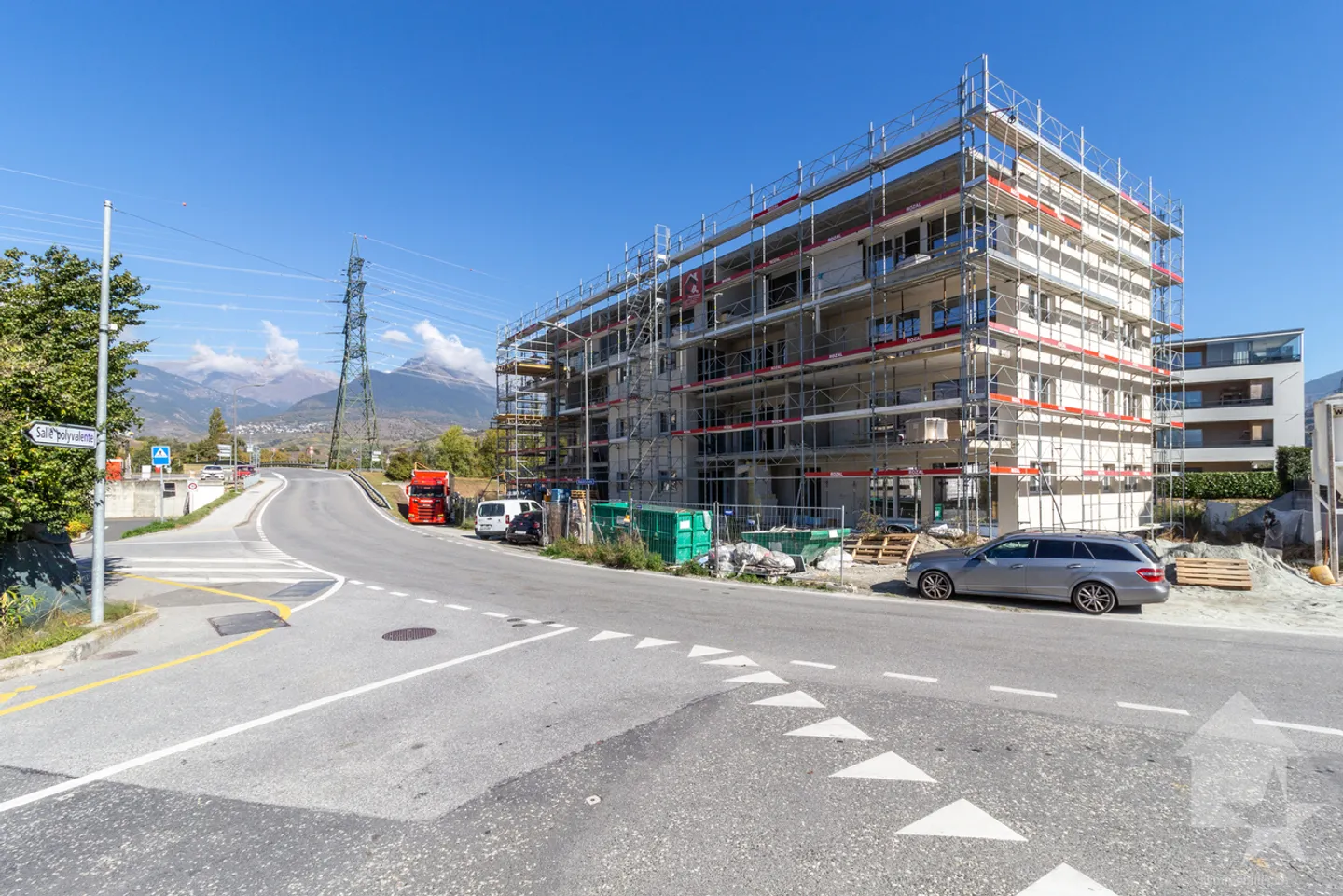 Penthouse 4.5 Zimmer nach Westen mit freiem Blick auf die Alpen - Foto 1 von 9