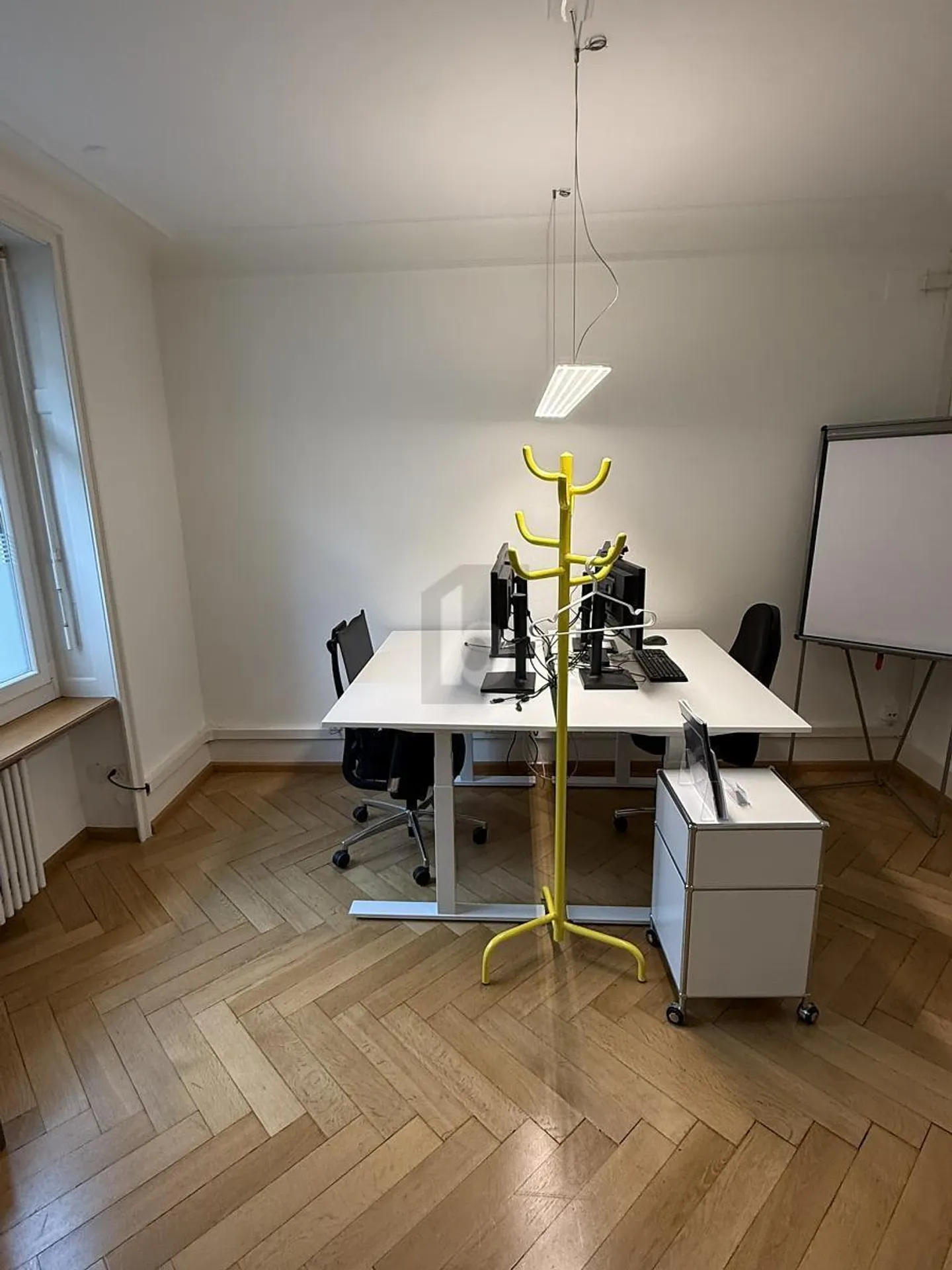 IN A CENTRAL LOCATION WITH FISHBONE PARQUET - Photo 3 of 6