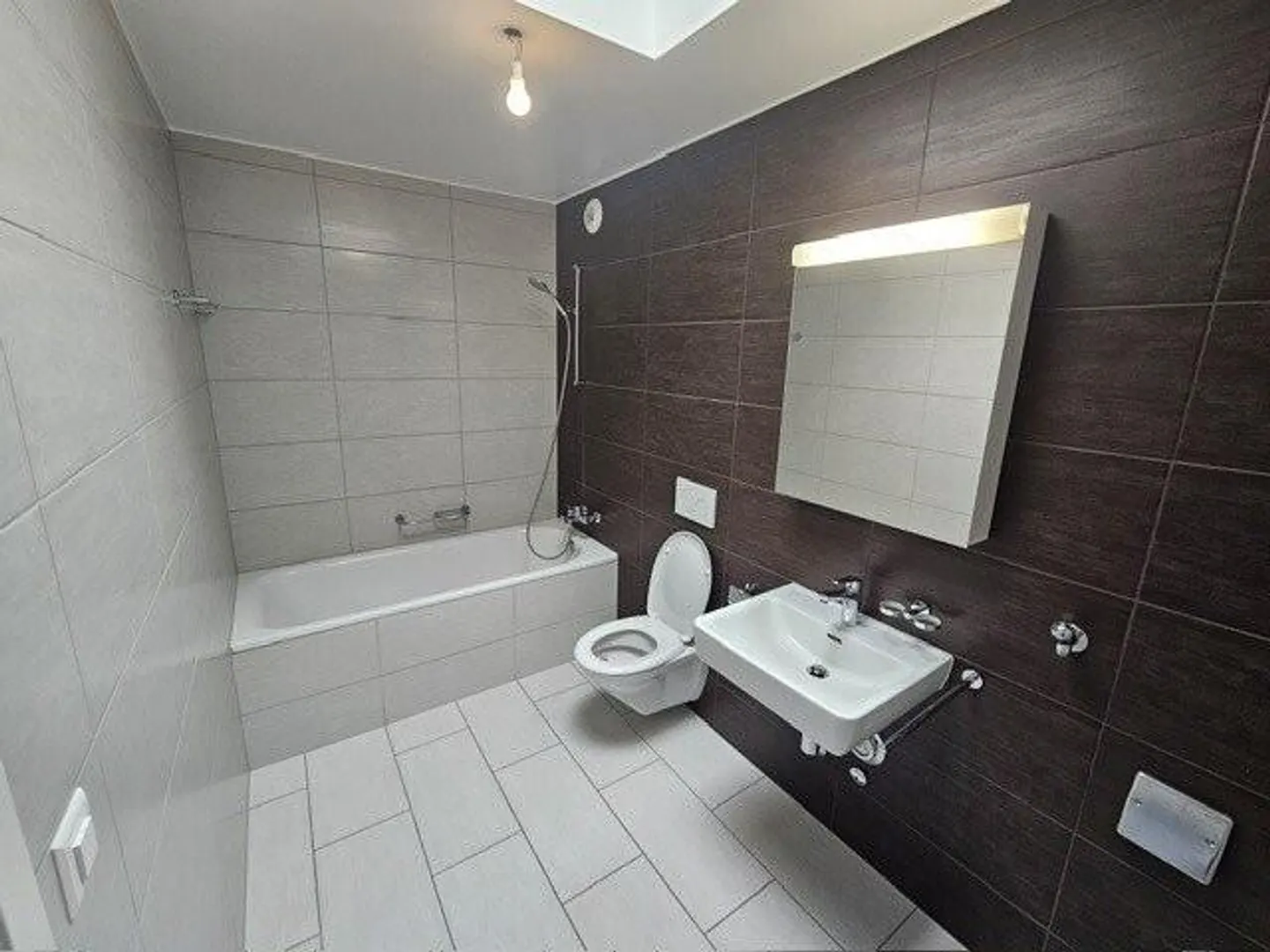 Joli appartement de 4.5 pièces au 4ème - Photo 5 sur 6