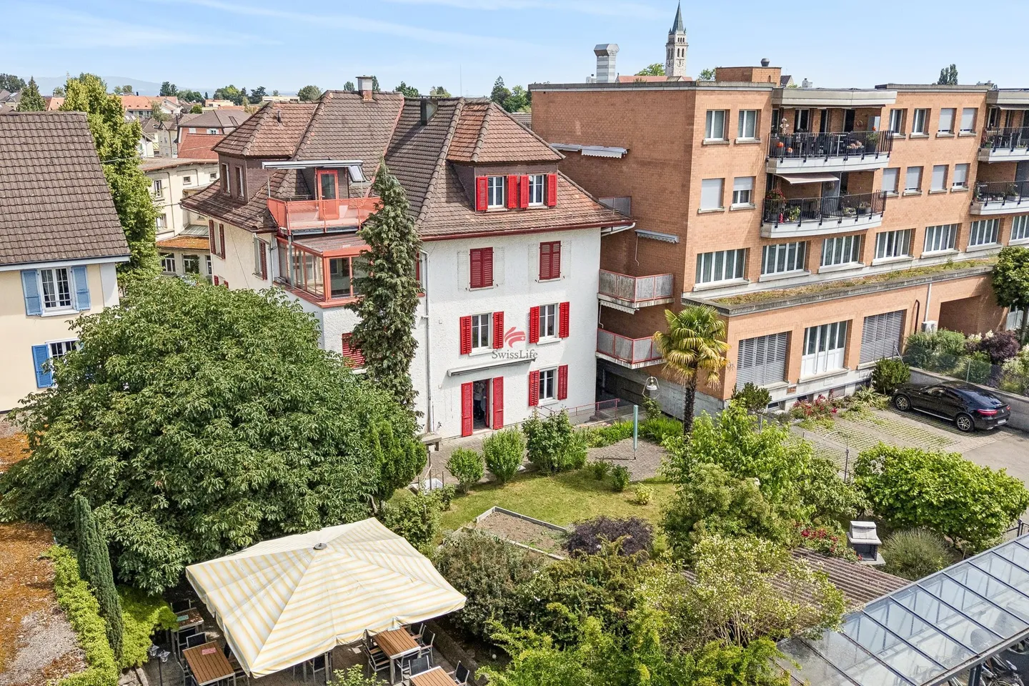 Investment Opportunity: 6 Apartments - Photo 3 of 8