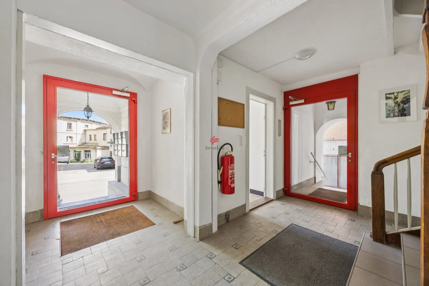 Investment Opportunity: 6 Apartments - Photo 5 of 8