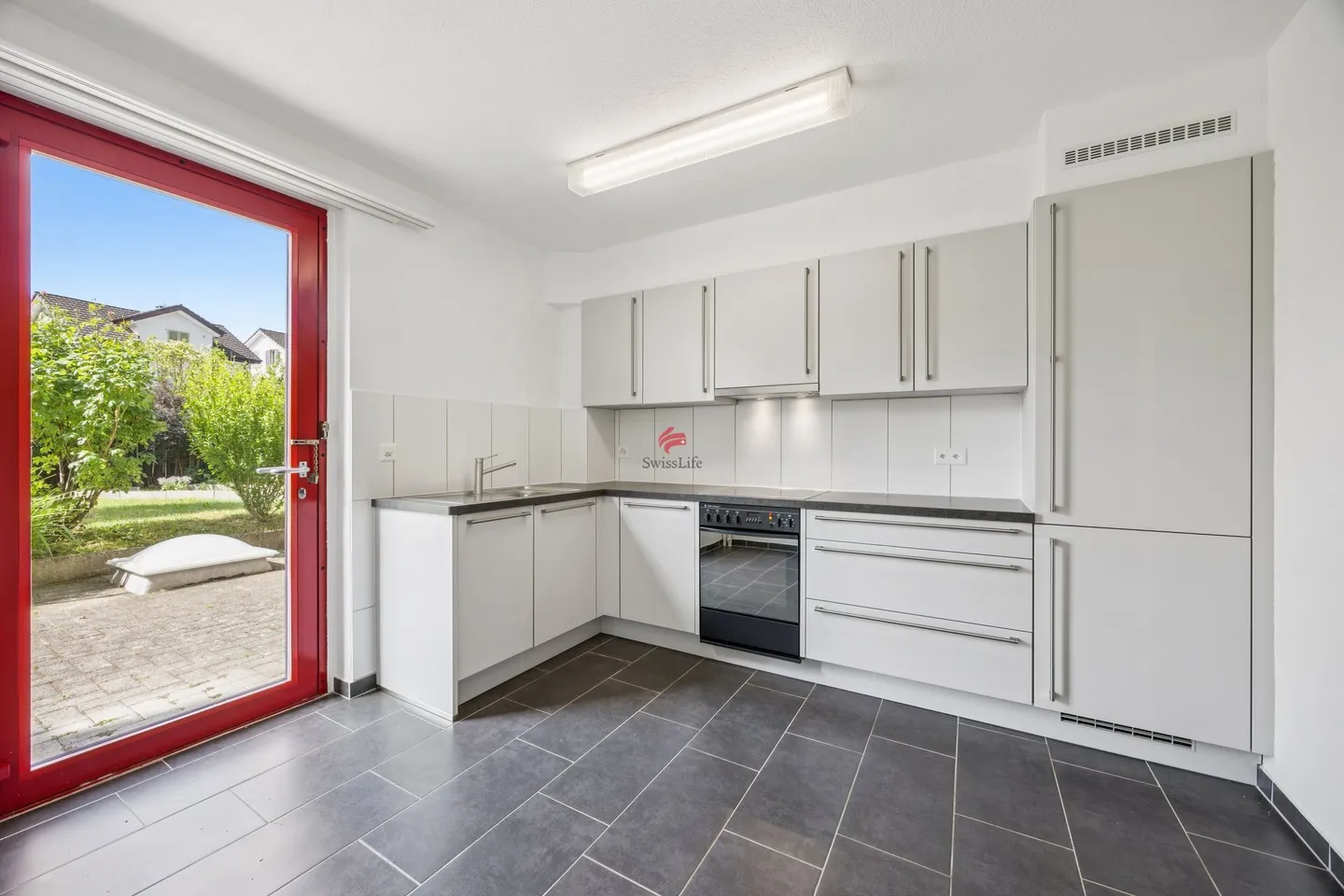 Investment Opportunity: 6 Apartments - Photo 6 of 8