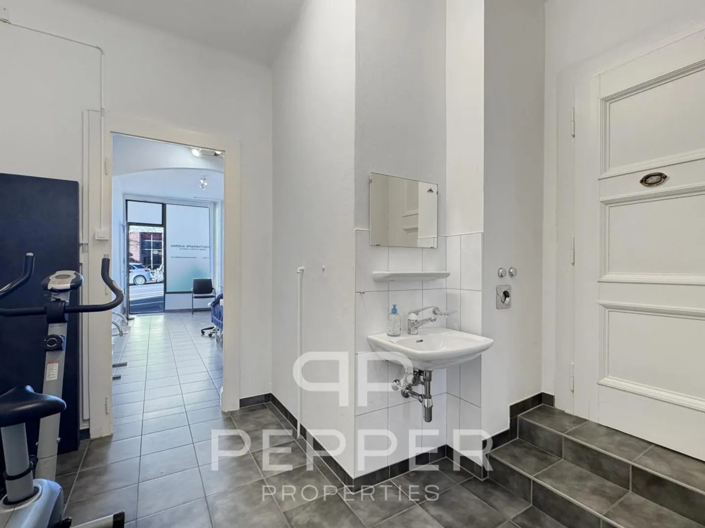 Gewerbeeinheit in Lausanne - Foto 7 von 10