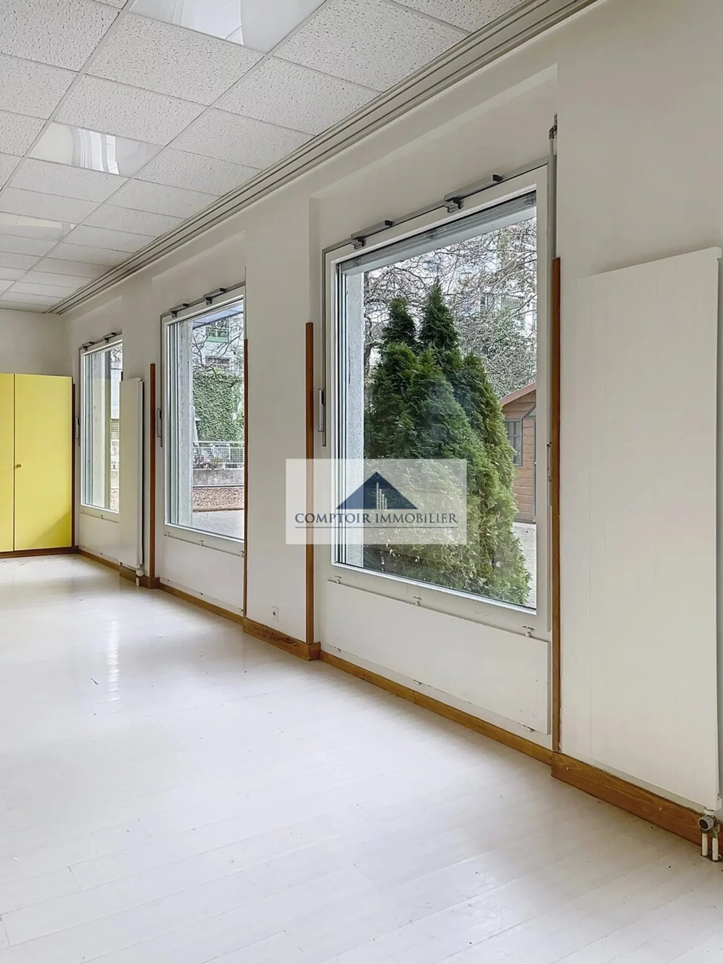 Schöne leuchtende Arkade - Foto 5 von 8