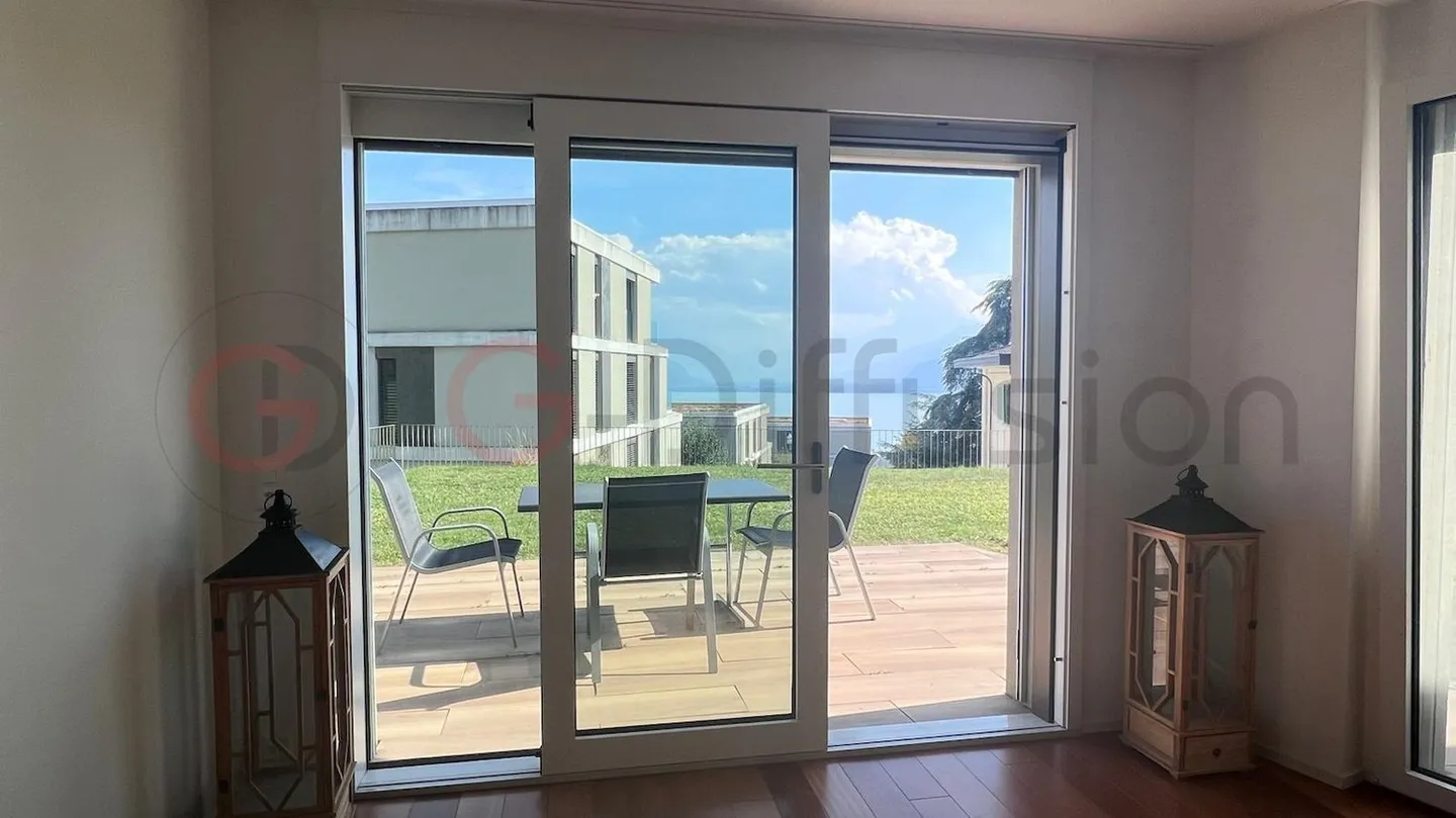 Appartement de Luxe avec Vue sur le Lac - Photo 7 sur 12