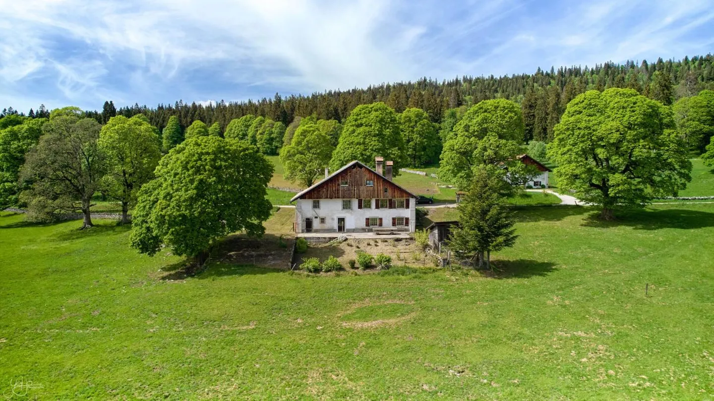 Renovierungsbedürftiges Bauernhaus - Foto 1 von 7