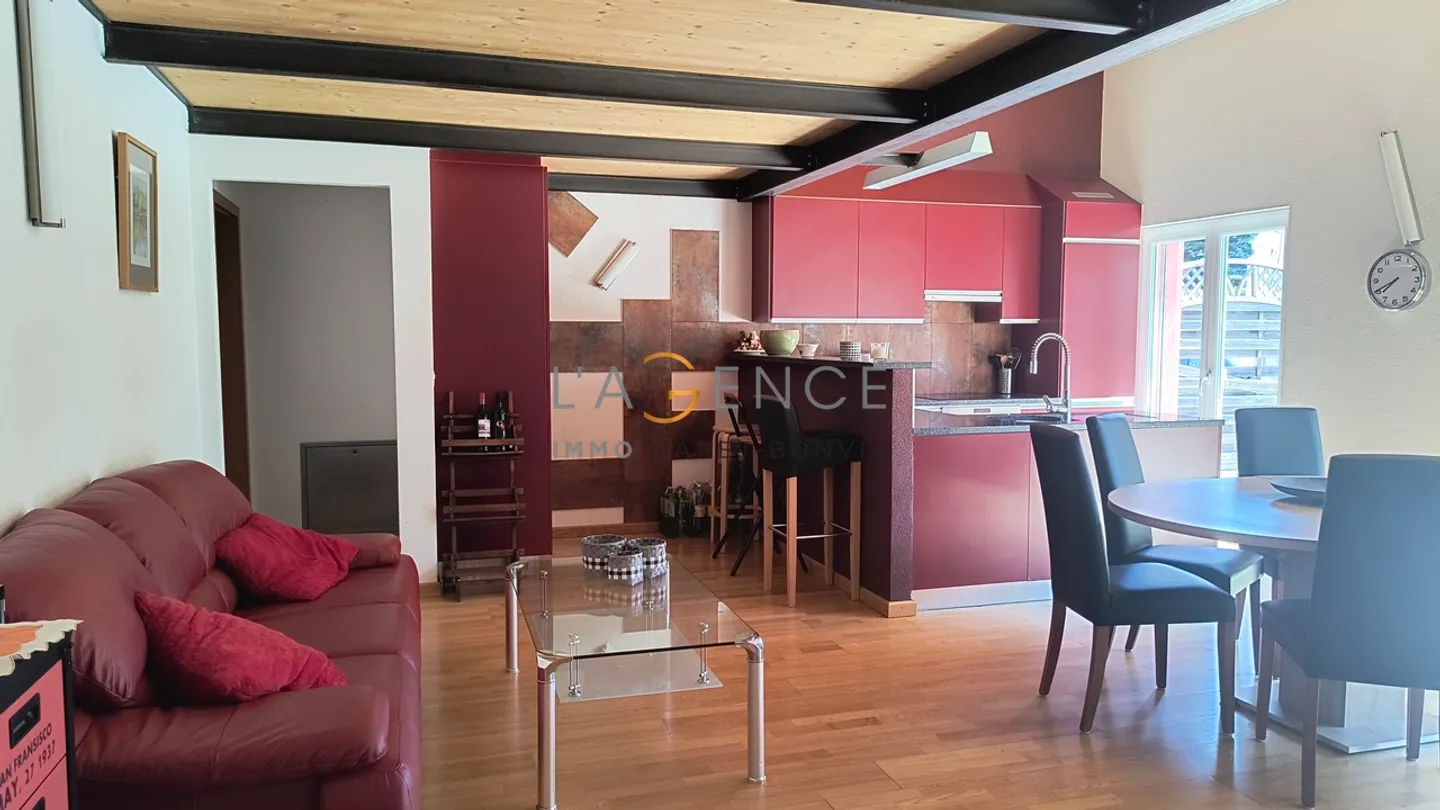 Charming 3.5-room house - Photo 4 of 10