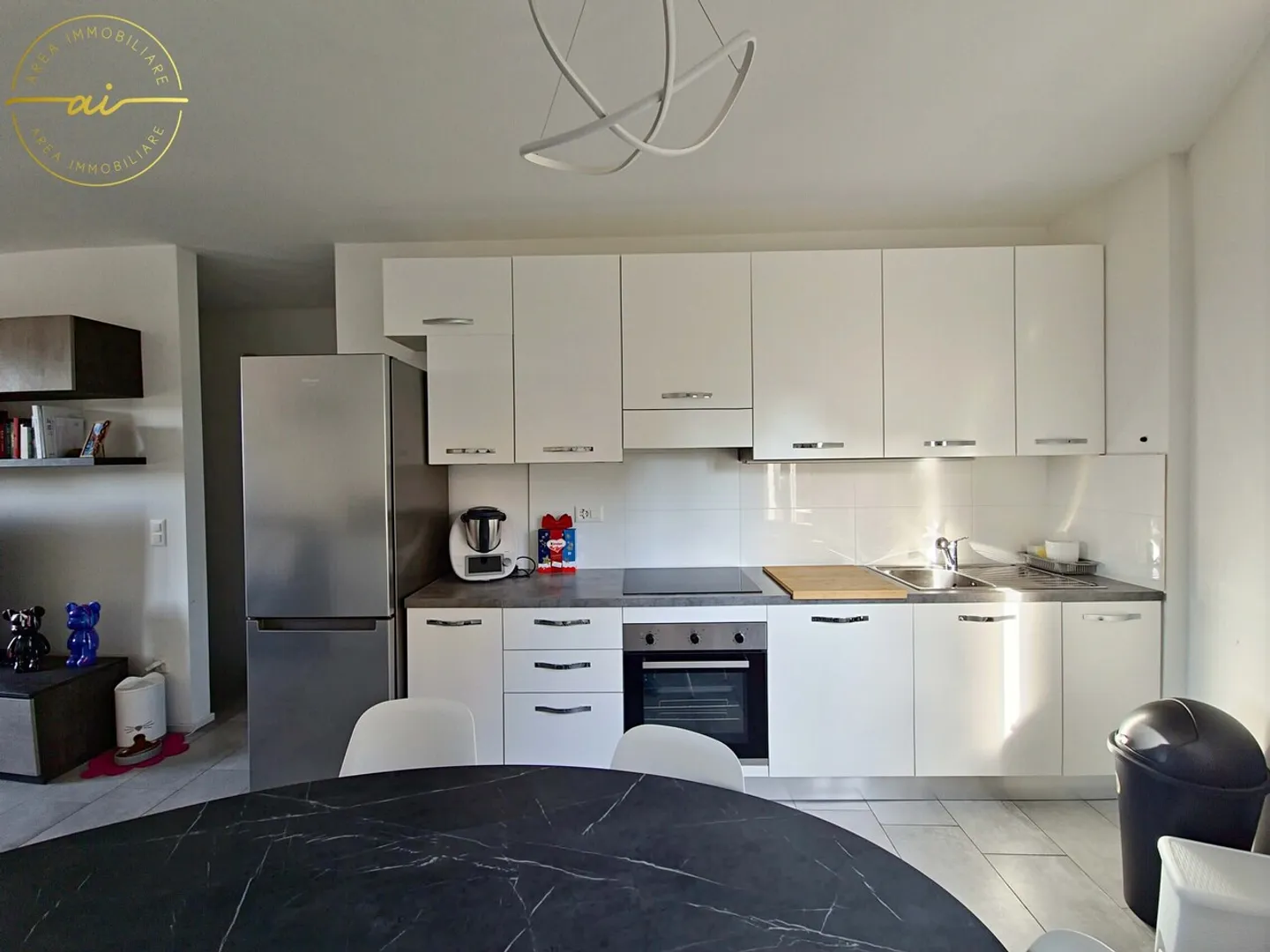 MODERN APARTMENT 3.5 ROOMS IN MORBIO INFERIORE - Photo 2 of 11